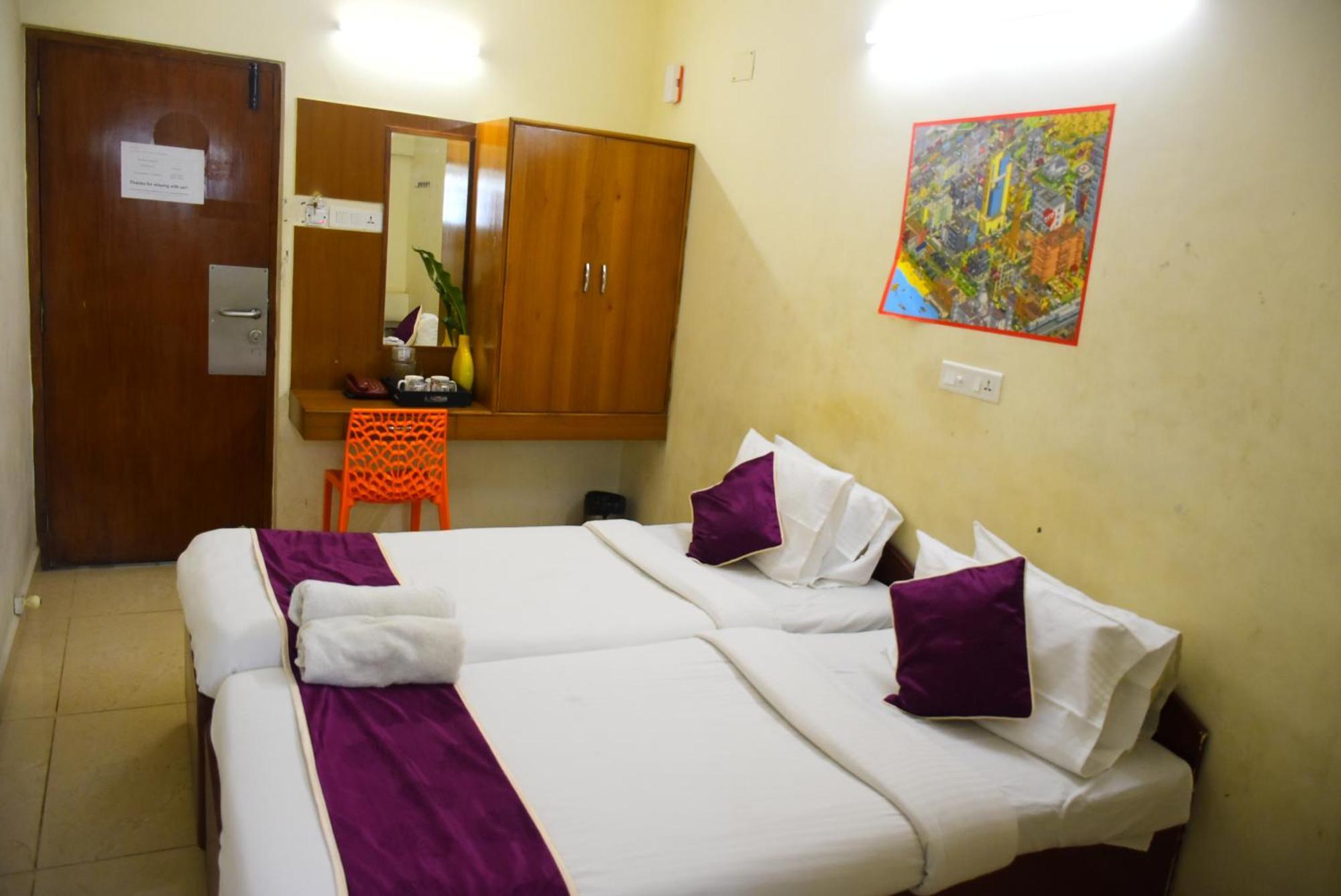 Naksha Tree Hotels Kishore Inn - Koyambedu Ченнаи Экстерьер фото