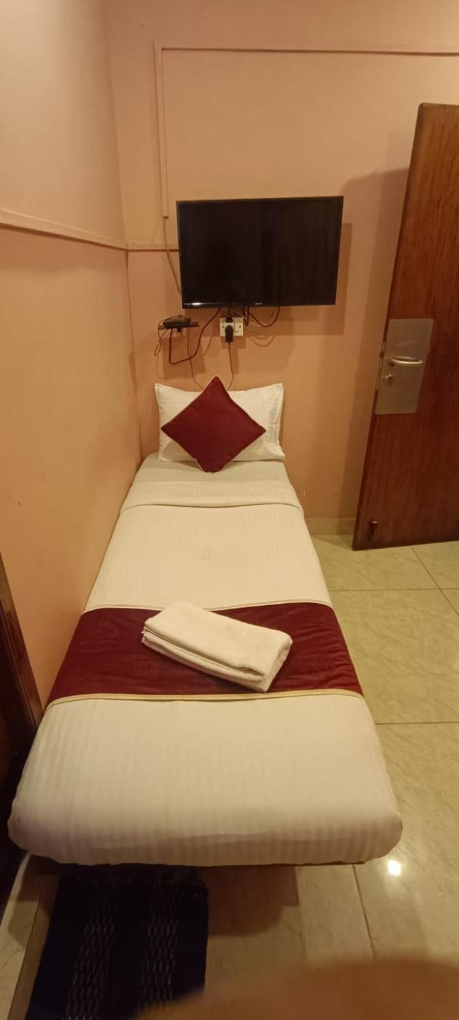 Naksha Tree Hotels Kishore Inn - Koyambedu Ченнаи Экстерьер фото